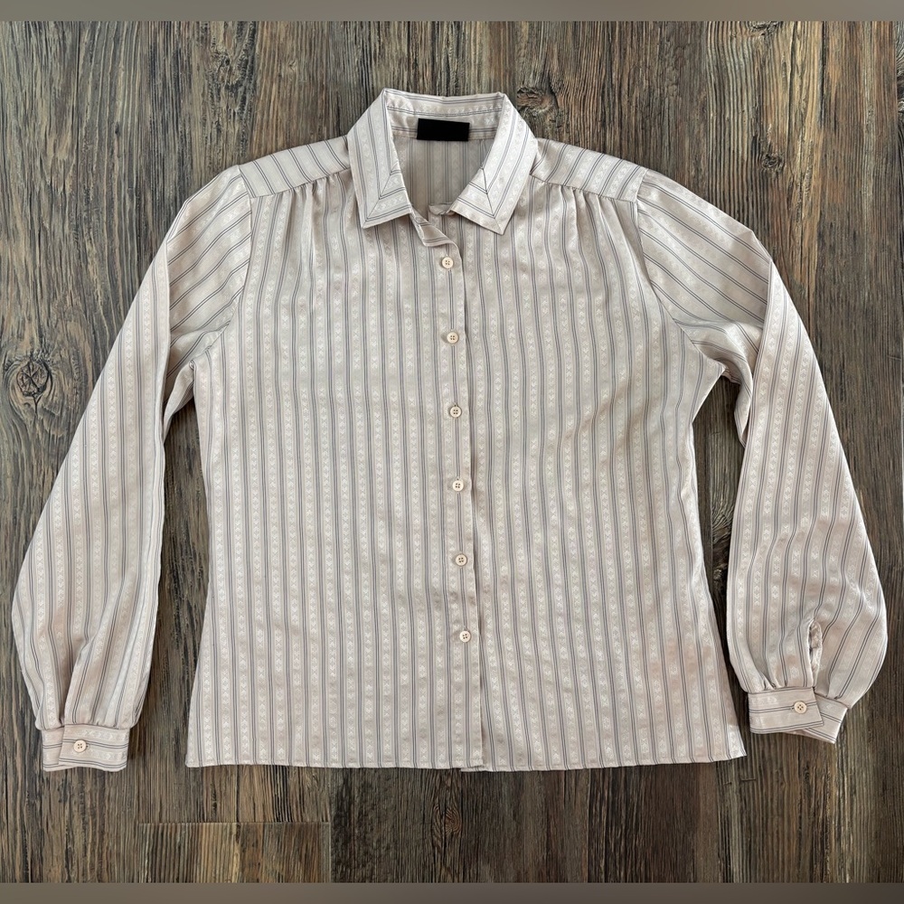 Vtg Lucia Button-Up L/S Shirt Blouse Beige Blue Stripe Geometric No Size Tag
